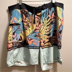 Patagonia Mens Size 38 Board Shorts Swim Trunks Hawaiian Floral Yellow Pink Blue